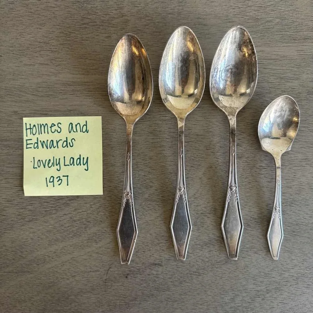 Holmes‎ & Edwards LOVELY LADY 1937 Silverplate Teaspoon Spoon Flatware